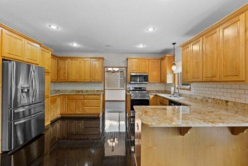 4501 104th Avenue N, Brooklyn Park, MN 55443