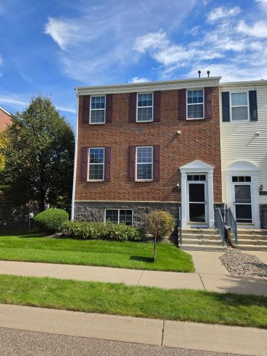 15826 Frisian Lane, Apple Valley, MN 55124