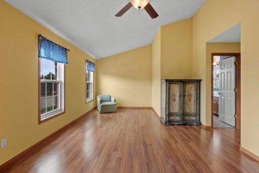 15826 Frisian Lane, Apple Valley, MN 55124