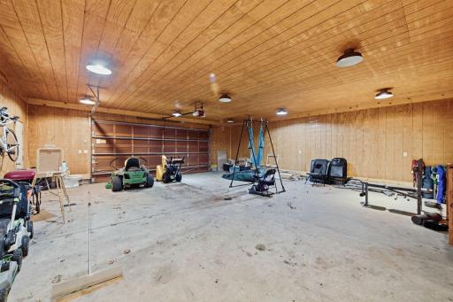 5994 425th St - Stick Built, Concrete Floor, Finished Walls & Ceiling with Textured Plywood Sheets