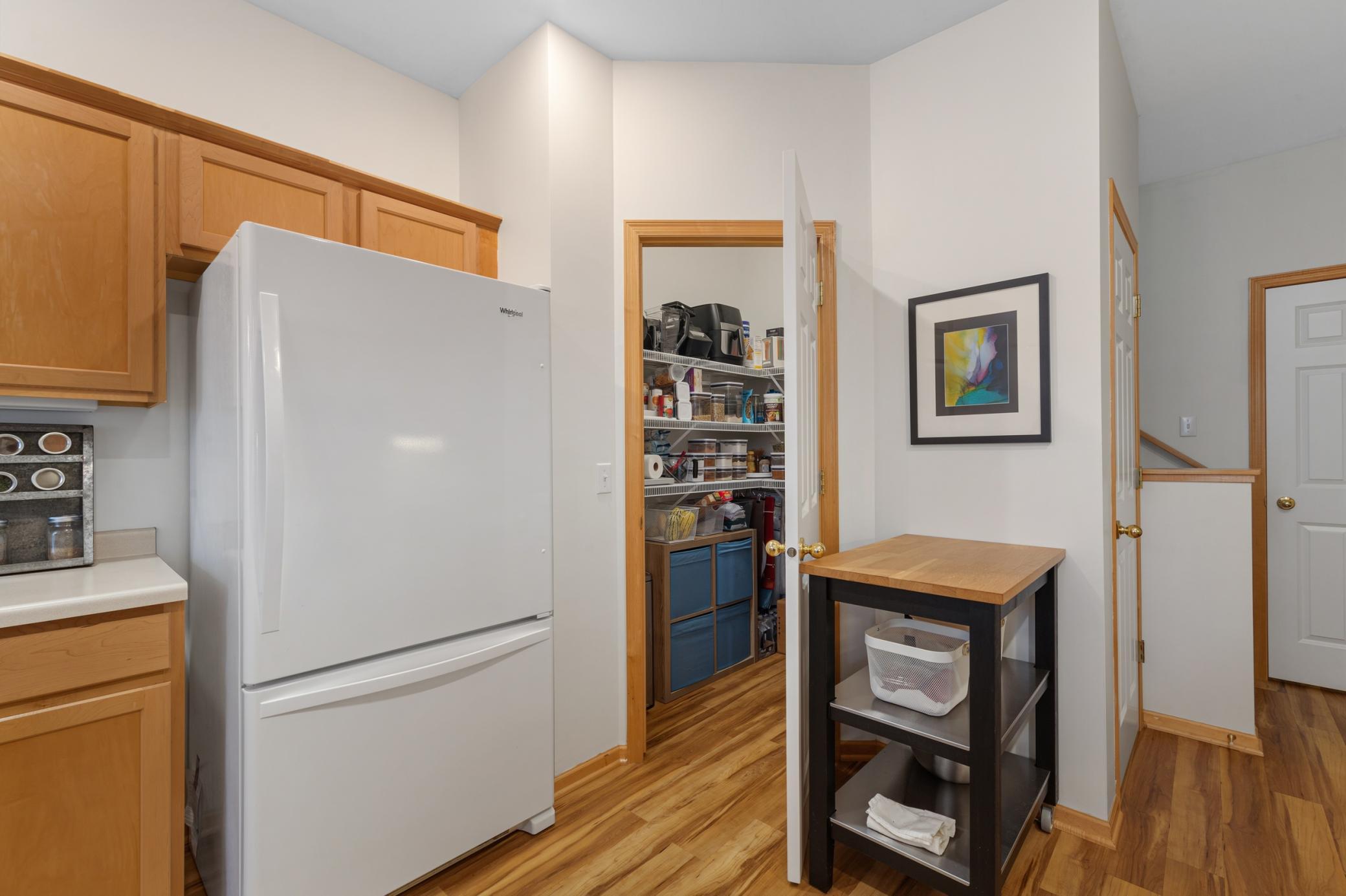 20_18 kitchen.jpg