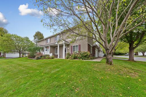 738 Maple Hills Drive, J, Maplewood, MN 55117