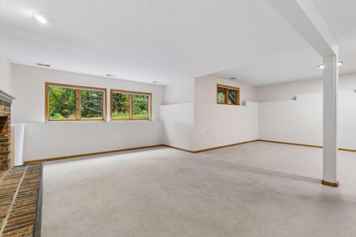 20299 Jupiter Way, Lakeville, MN 55044