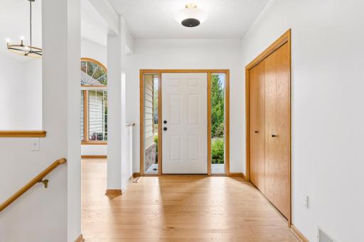 20299 Jupiter Way, Lakeville, MN 55044