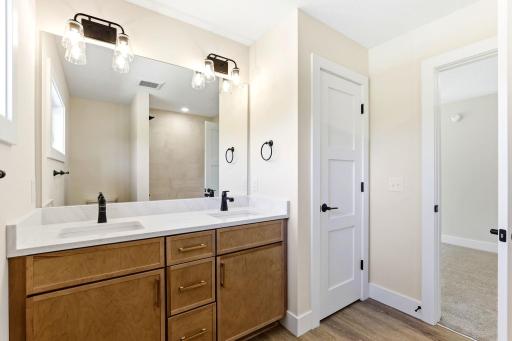 621 Kraewood Drive, Northfield, MN 55057