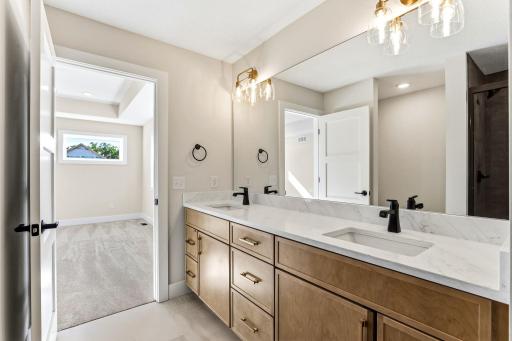 621 Kraewood Drive, Northfield, MN 55057