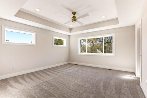 621 Kraewood Drive, Northfield, MN 55057