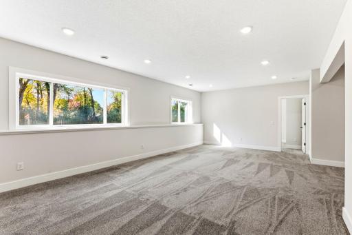 621 Kraewood Drive, Northfield, MN 55057
