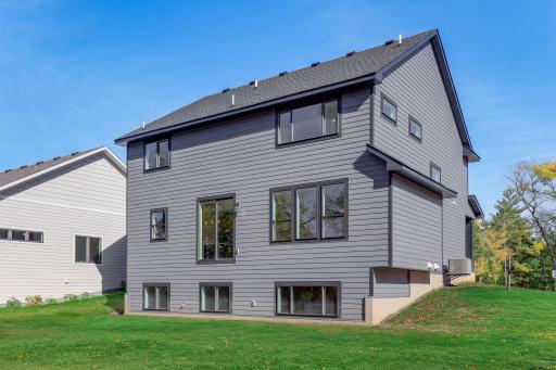 621 Kraewood Drive, Northfield, MN 55057