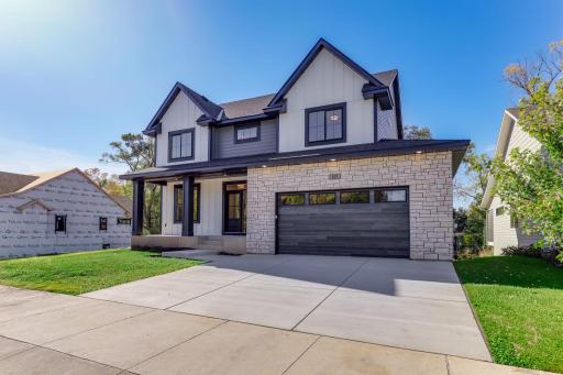 621 Kraewood Drive, Northfield, MN 55057