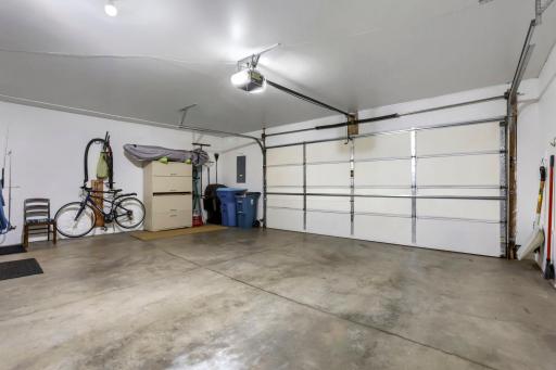 621 Village Parkway, Circle Pines, MN 55014