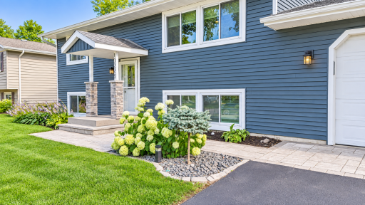 10225 99th Avenue N, Maple Grove, MN 55369