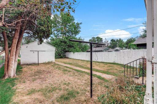 4718 Dupont Avenue N, Minneapolis, MN 55430