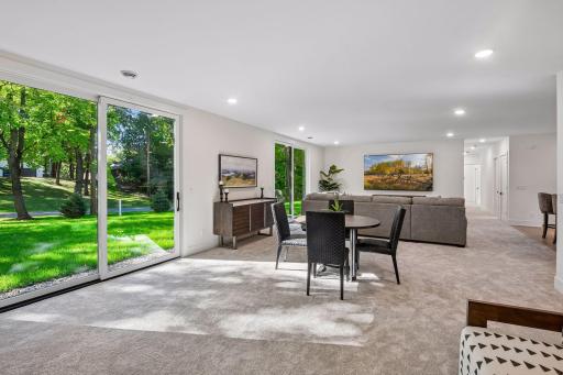 15 Maple Hill Drive, Excelsior, MN 55331