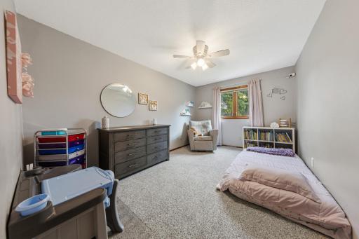 21 bedroom 1.jpg