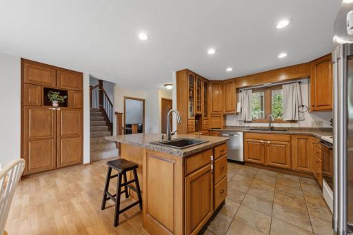 17 kitchen.jpg