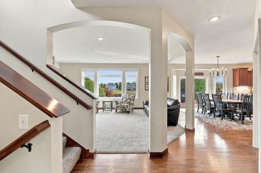 23-web-or-mls-4421 118th Ave NE-23.jpg