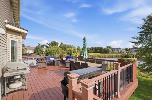 11-web-or-mls-4421 118th Ave NE-11.jpg