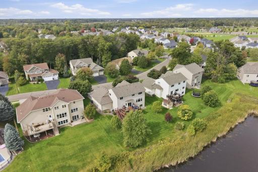 18-web-or-mls-4421 118th Ave NE-18.jpg