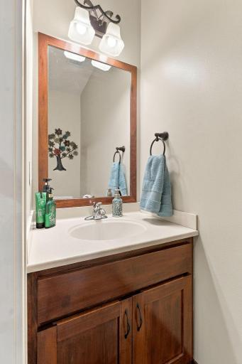 37-web-or-mls-4421 118th Ave NE-37.jpg