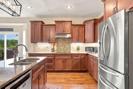 33-web-or-mls-4421 118th Ave NE-33.jpg