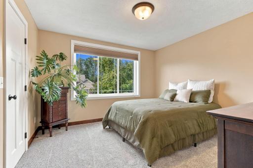 47-web-or-mls-4421 118th Ave NE-47.jpg