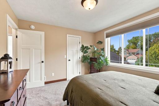 48-web-or-mls-4421 118th Ave NE-48.jpg
