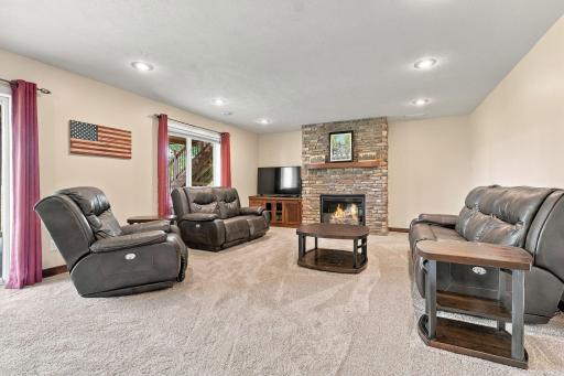 58-web-or-mls-4421 118th Ave NE-58.jpg