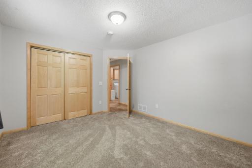 1617 Natures Court, Saint Cloud, MN 56304