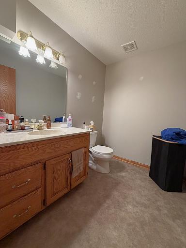 140 Orchard Manor Drive SE, Plainview, MN 55964
