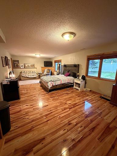 140 Orchard Manor Drive SE, Plainview, MN 55964