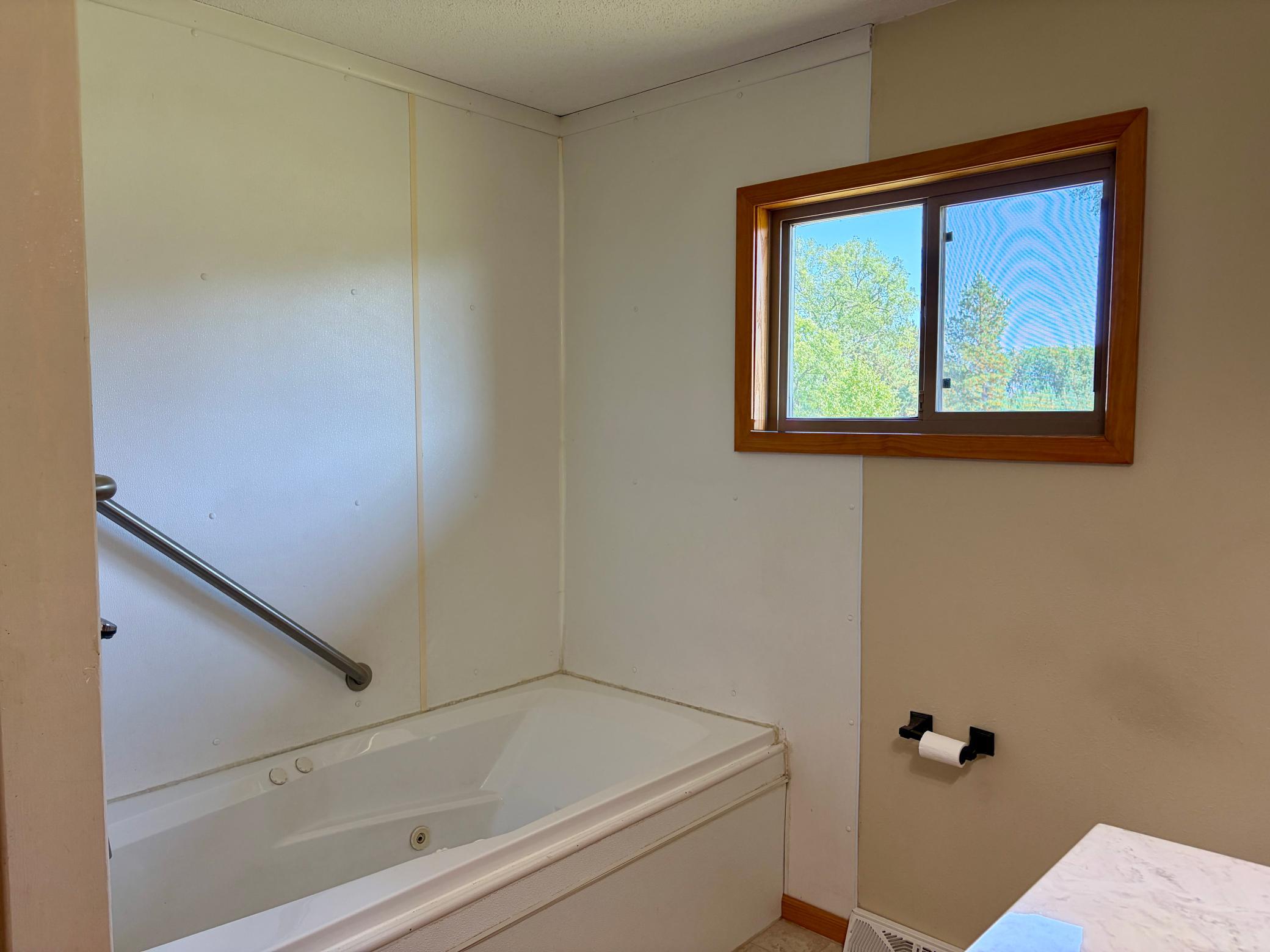 main level full bathroom.jpeg
