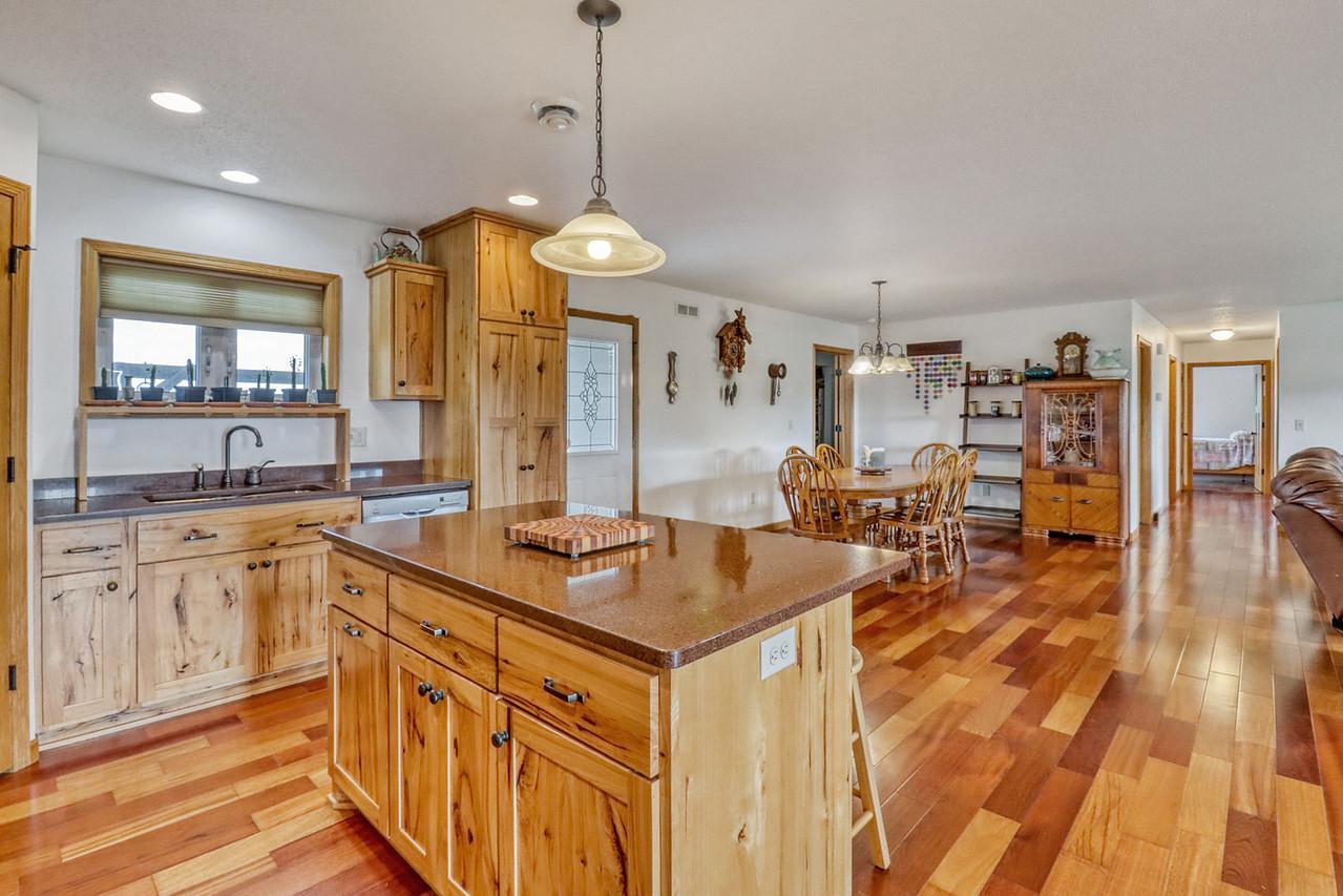Kitchen1_4-g.jpg