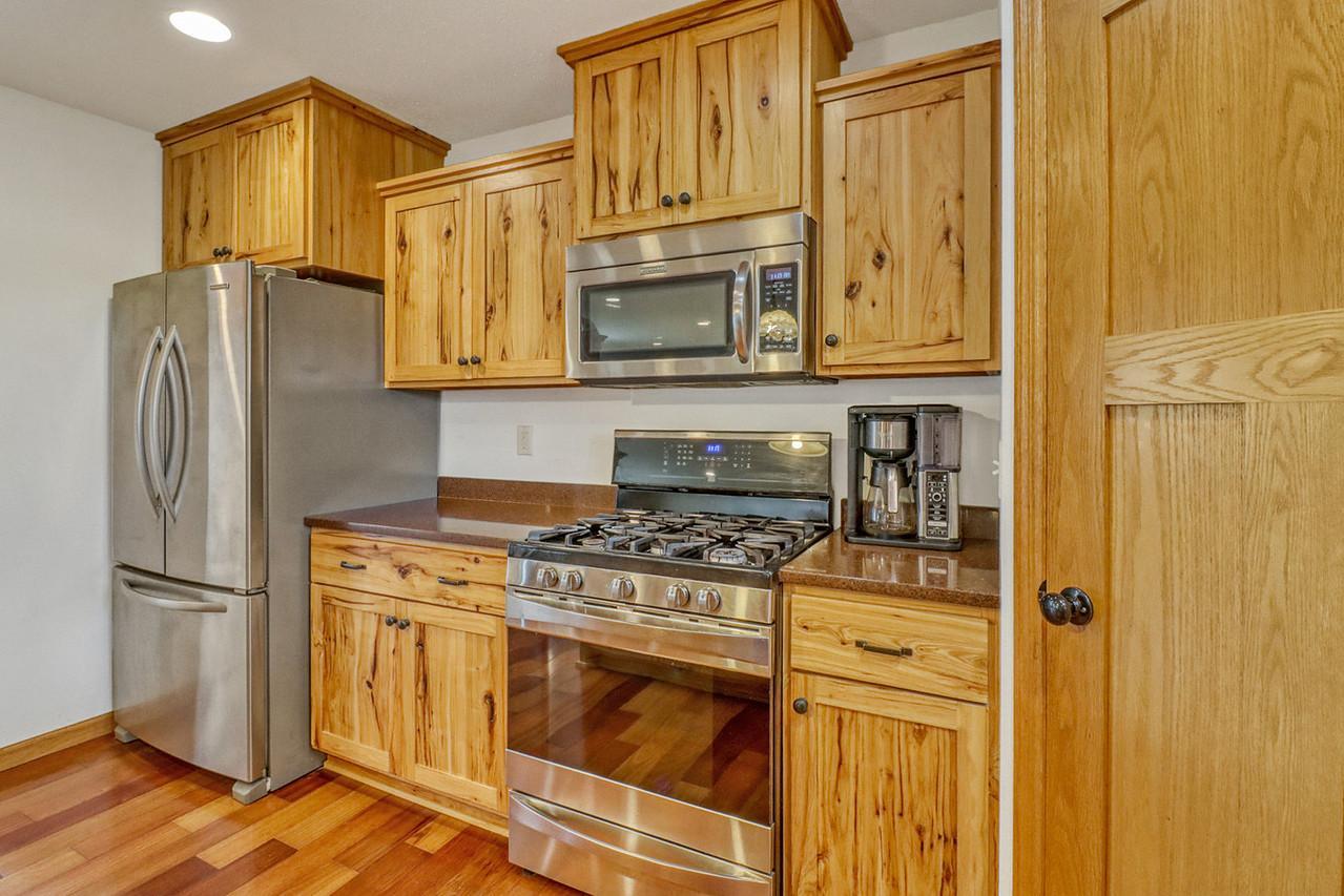 Kitchen1_7-g.jpg