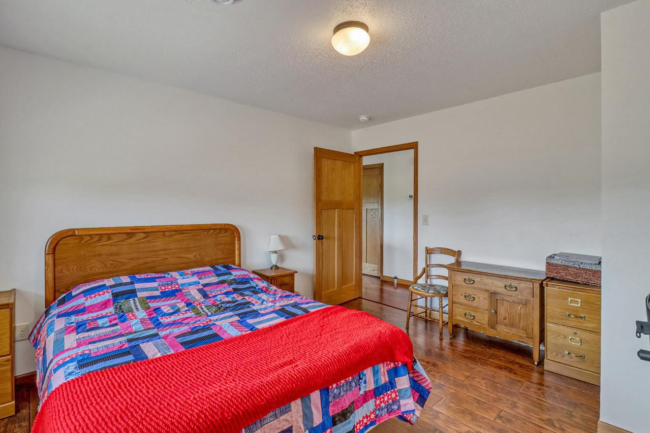 Bedroom3_1-1280.jpg