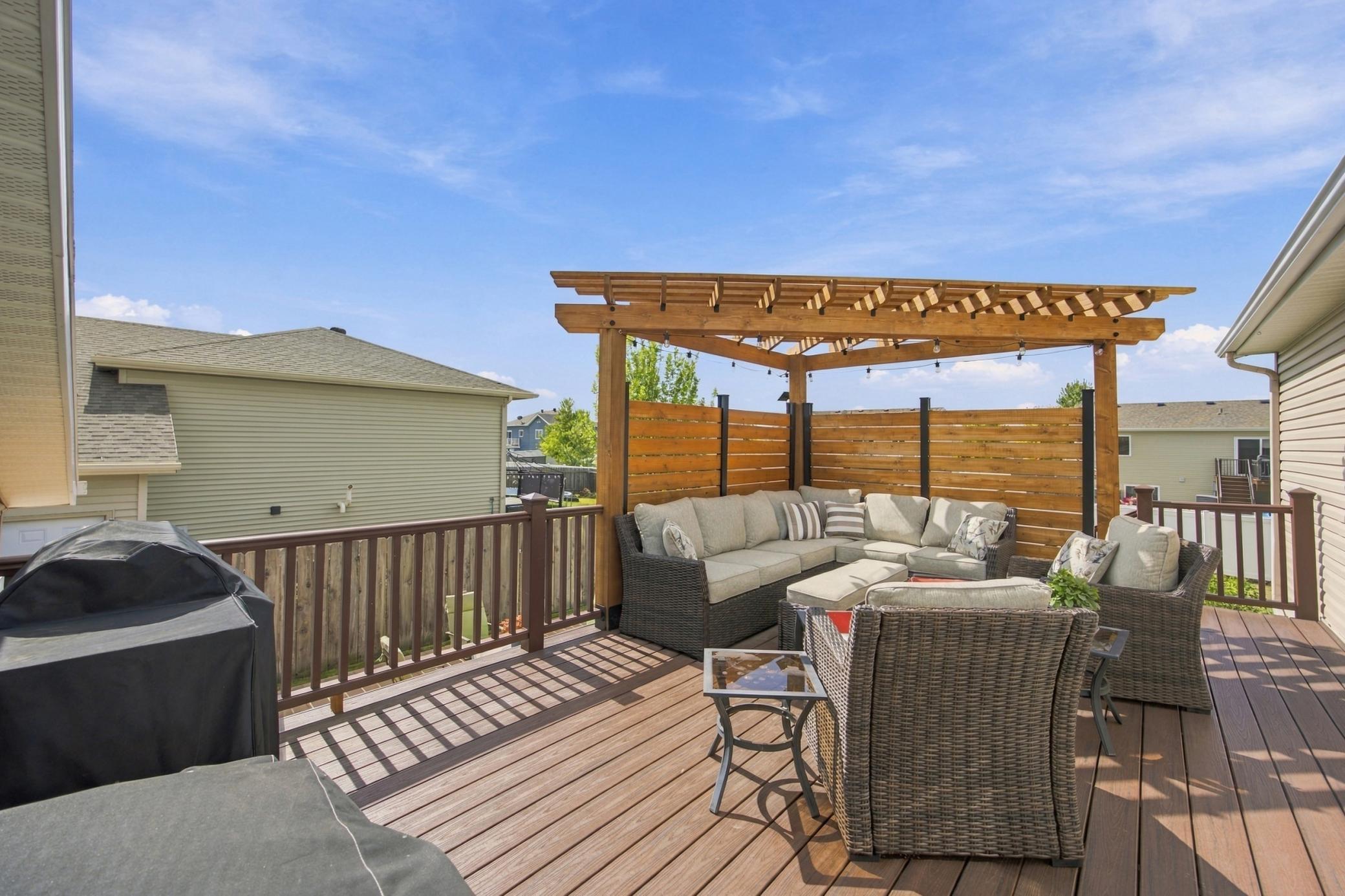 Deck with Pergola
