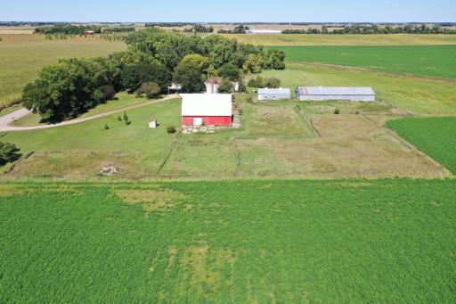 14 Acres - 2 Homes on one Parcel 18413 60th St SW Prinsburg
