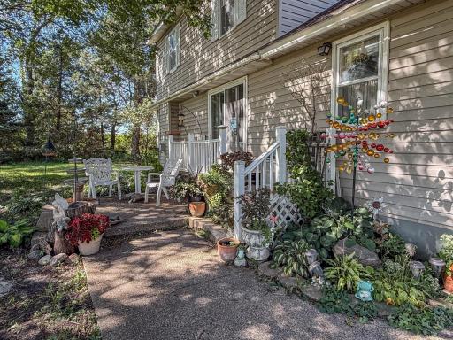 Front Patio - Heirloom Butterfly Gardens