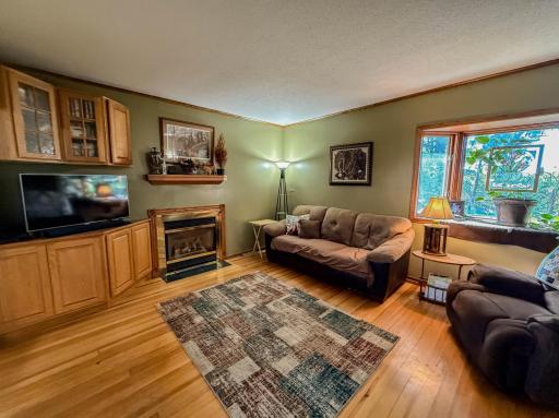 Main House Living Room - Hardwoods, Bay window, Gas Fireplace