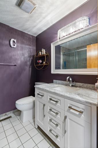 web_Bathroom upper 2.jpg