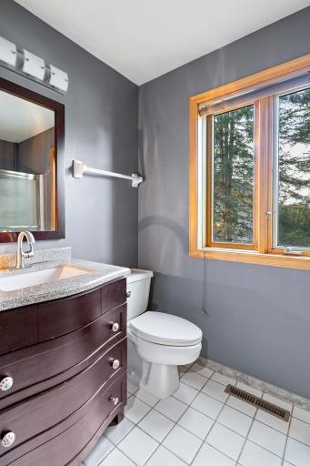 web_Bathroom upper.jpg
