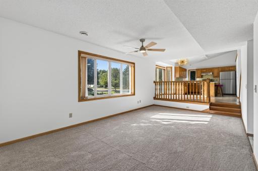 21_12380 goodhue st ne blaine_09132026_17.jpg