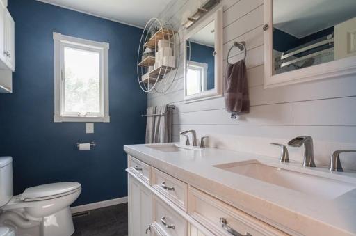 113 N Hawthorn Street, Royalton, MN 56373