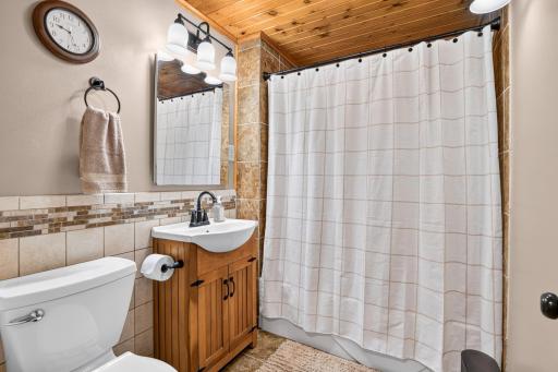 2727 26 7/8 Avenue, Mikana, WI 54857