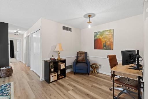 9-web-or-mls-3861 Gold Point #B-83.JPG