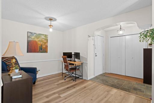 11-web-or-mls-3861 Gold Point #B-63.JPG