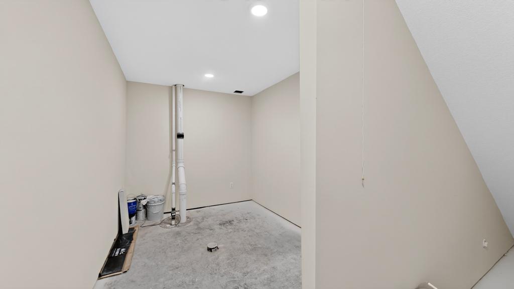 Completed new construction 5 bed 3 bath walkout rambler for sale 2453 14th Ave SW Rochester MN 55902