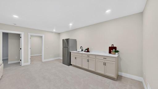 Completed new construction 5 bed 3 bath walkout rambler for sale 2453 14th Ave SW Rochester MN 55902