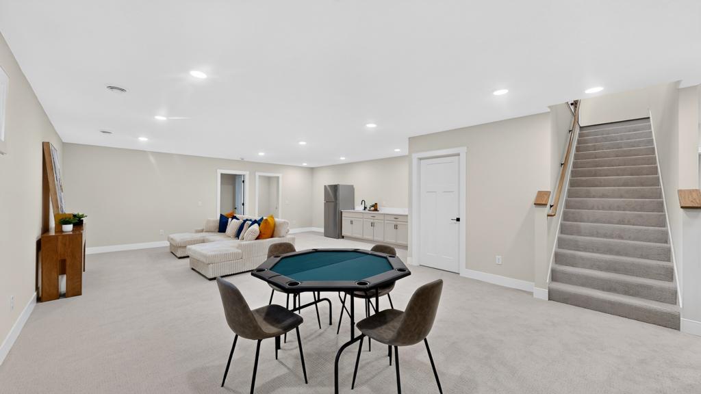 Completed new construction 5 bed 3 bath walkout rambler for sale 2453 14th Ave SW Rochester MN 55902