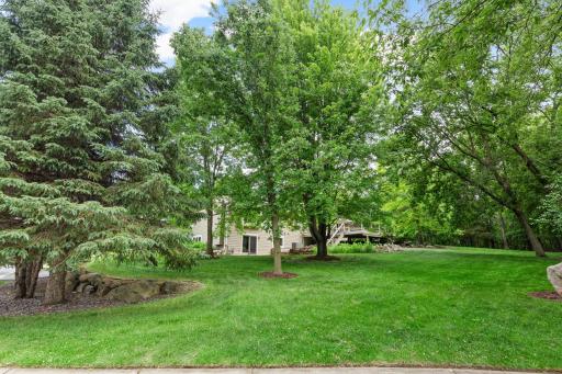 940 Trail Court, Eagan, MN 55123